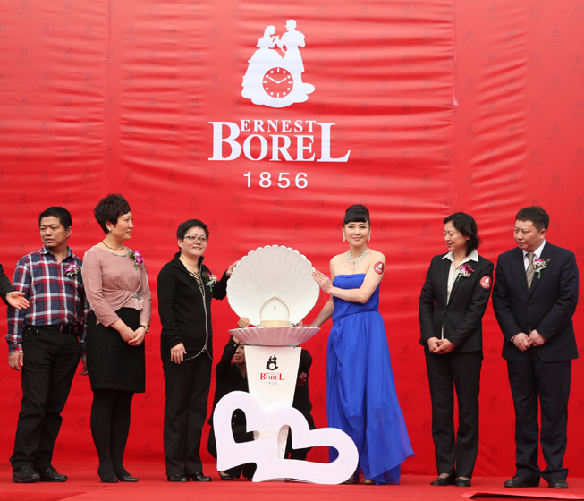 2012年瑞士依波路表音韵系列深情限量版长春盛大揭幕