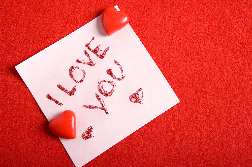 瑞士依波路表520情人节浪漫献礼——浪漫相伴，腕间传情